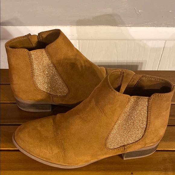 Shoes - Kids Stylish Brown Suede Ankle Boots